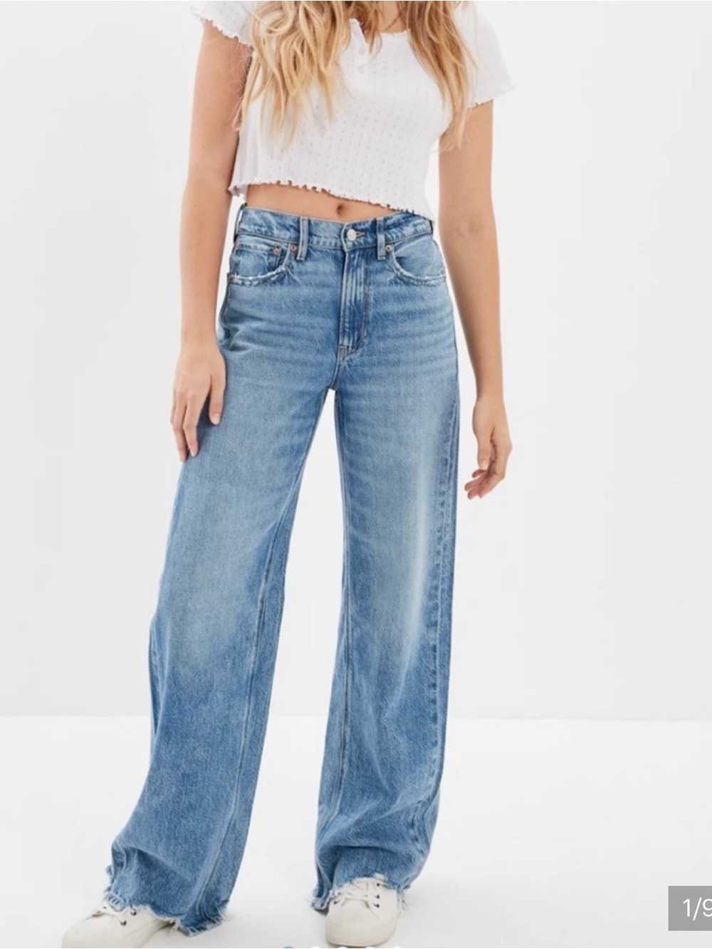 AE Y2K super high-rise baggy 90s wide leg trending dark wash blue jeans size 6.